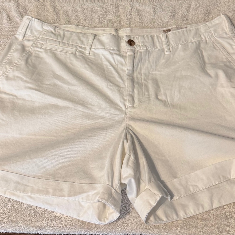 GAP Women's Shorts